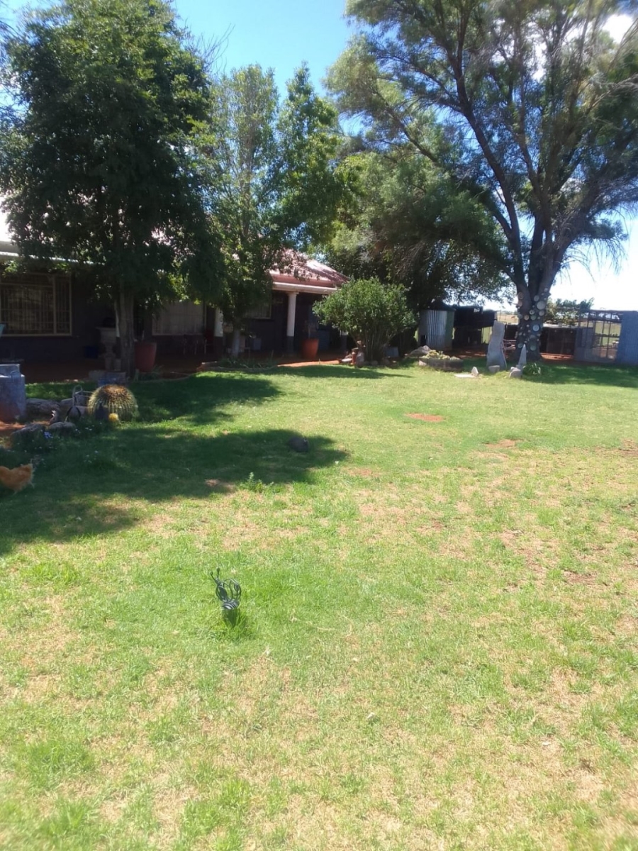 Commercial Property for Sale in Schweizer Reneke North West